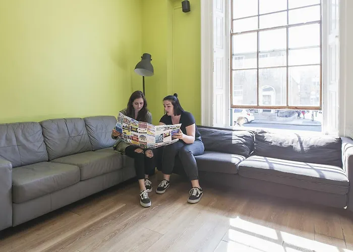 אכסניה Abrahams